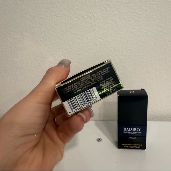 Carolina Herrera Bundle Good Girl Blush Ea De Parfum Dabber 7 ml Bad Boy 8ml - Picture 7 of 12